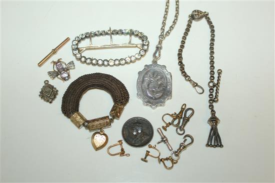 Mixed silver jewellery - chains, silver locket, etc